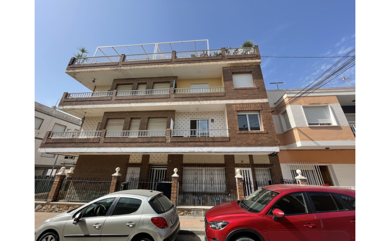 3 Bedroom 1 Bathroom Apartment in Los Alcazares