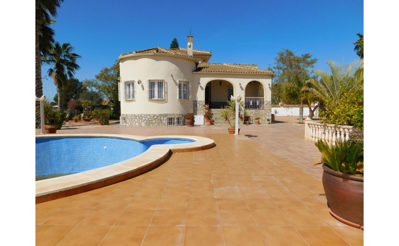 4 Bedroom 3 Bathroom Detached Villa in Catral