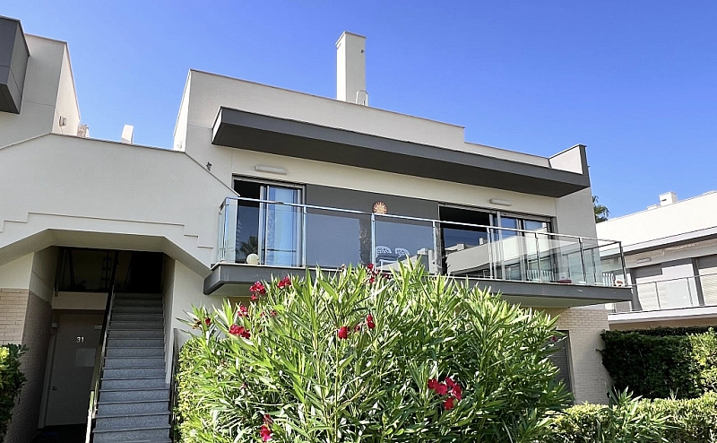 Stunning 2Bed 2Bath Penthouse