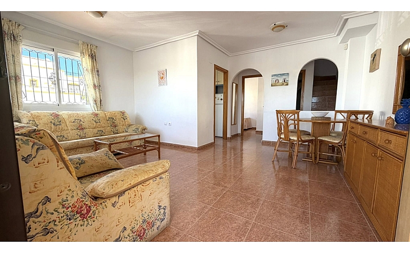 STUNNING 3 BED 2 BATH QUAD