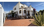 STUNNING 3 BED 2 BATH QUAD