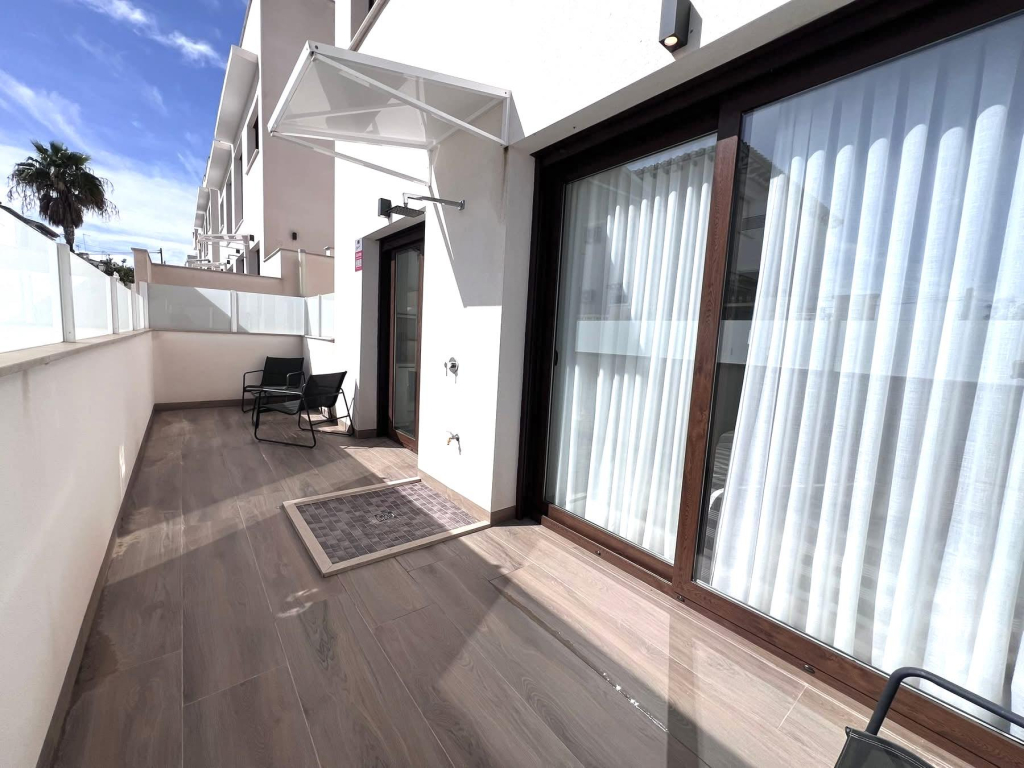 For sale - LUXURY GROUND FLOOR 2 BED 2BATH APARTMENT -  - Alicante