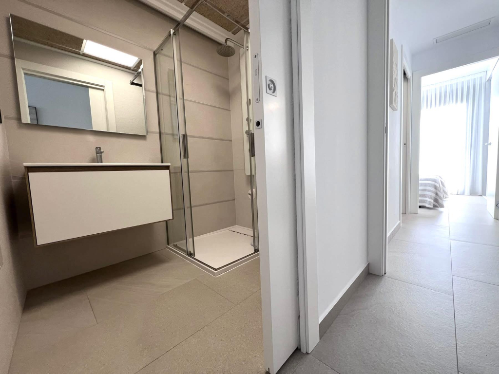 For sale - LUXURY GROUND FLOOR 2 BED 2BATH APARTMENT -  - Alicante
