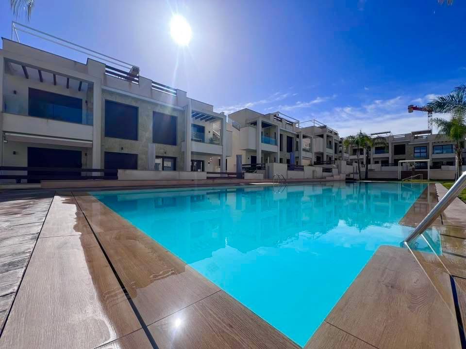 For sale - LUXURY GROUND FLOOR 2 BED 2BATH APARTMENT -  - Alicante