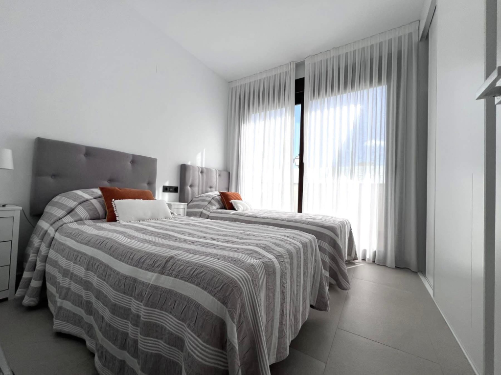 For sale - LUXURY GROUND FLOOR 2 BED 2BATH APARTMENT -  - Alicante