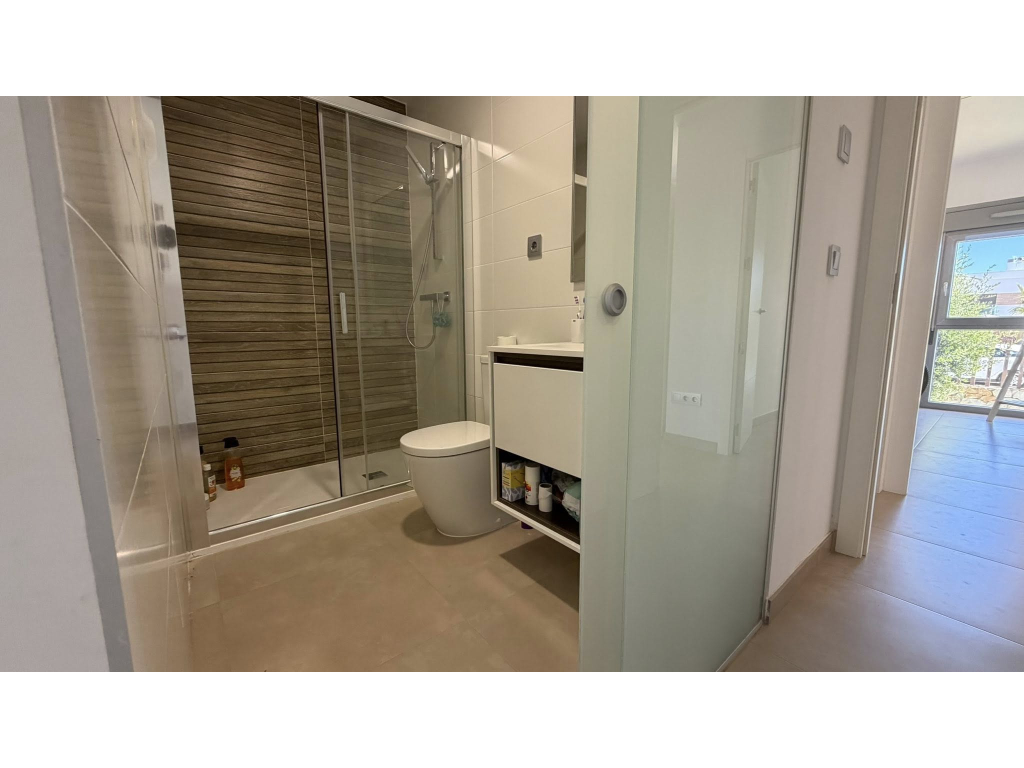 For sale - BEAUITFUL 2 BED 2 BATH GROUND FLOOR APARTMENT -  - Alicante