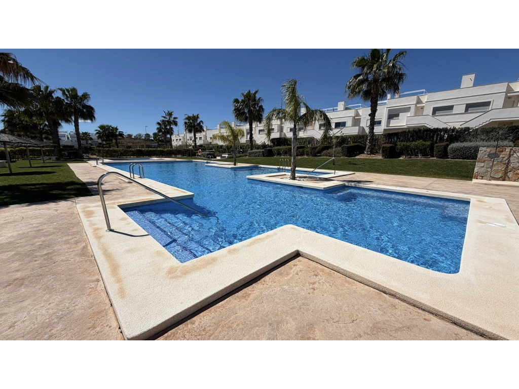 For sale - BEAUITFUL 2 BED 2 BATH GROUND FLOOR APARTMENT -  - Alicante