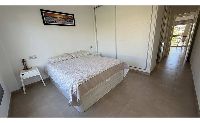 BEAUITFUL 2 BED 2 BATH GROUND FLOOR APARTMENT