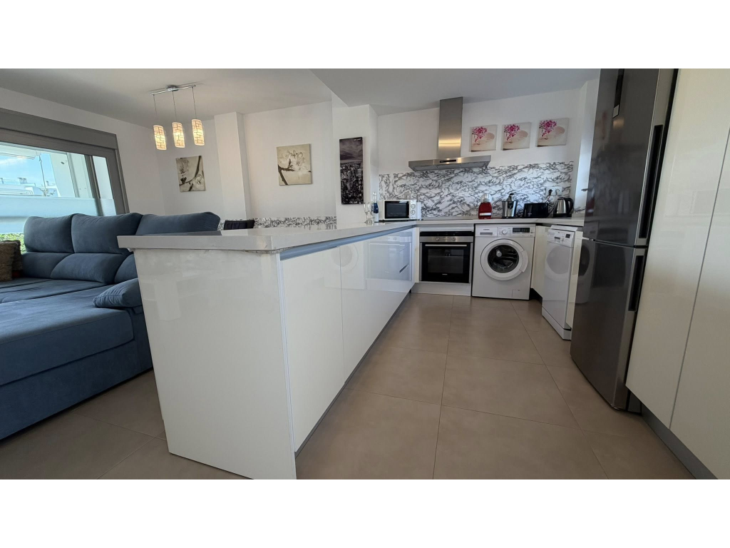 For sale - STUNNING 2 BED 2 BATH GROUND FLOOR APARTMENT -  - Alicante
