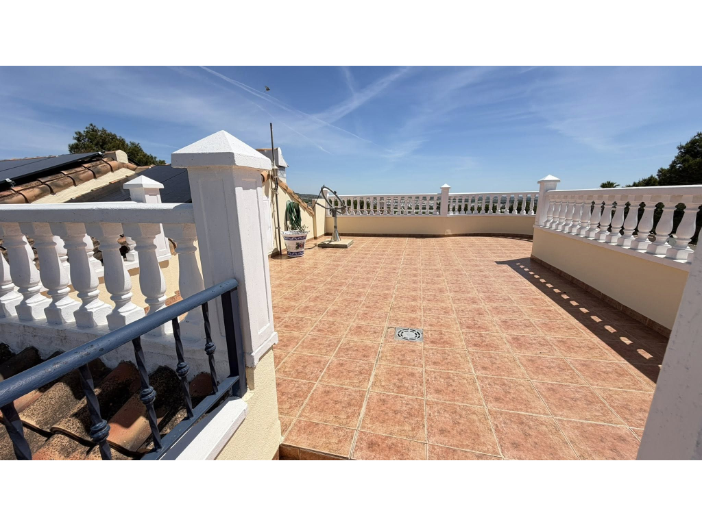 For sale - BEAUITFUL DETACHED 3 BED 2 BATH VILLA -  - Alicante