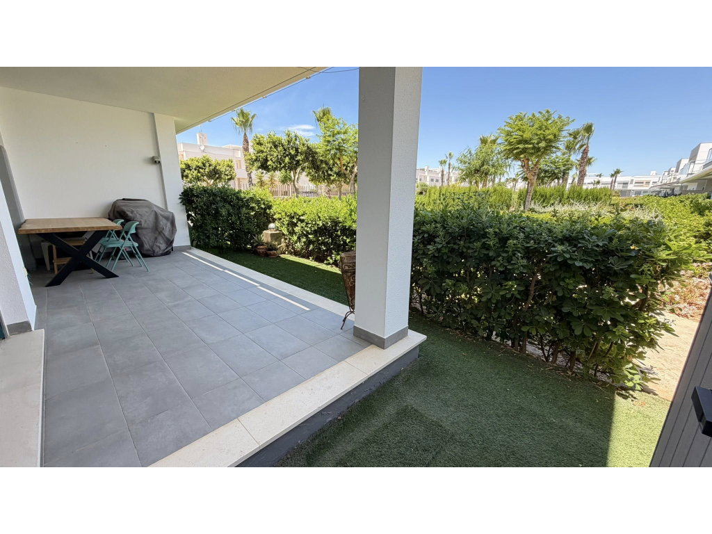 Sold - CHARMING 2BED 2BATH GROUND FLOOR APARTMENT -  - Alicante
