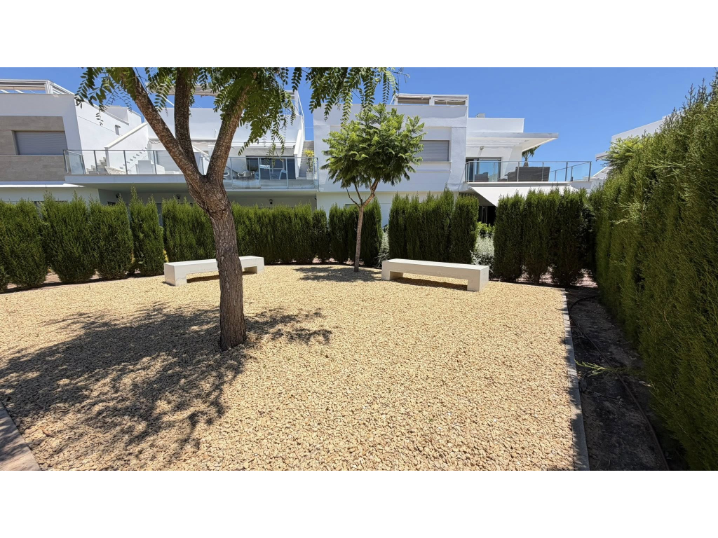 Sold - CHARMING 2BED 2BATH GROUND FLOOR APARTMENT -  - Alicante