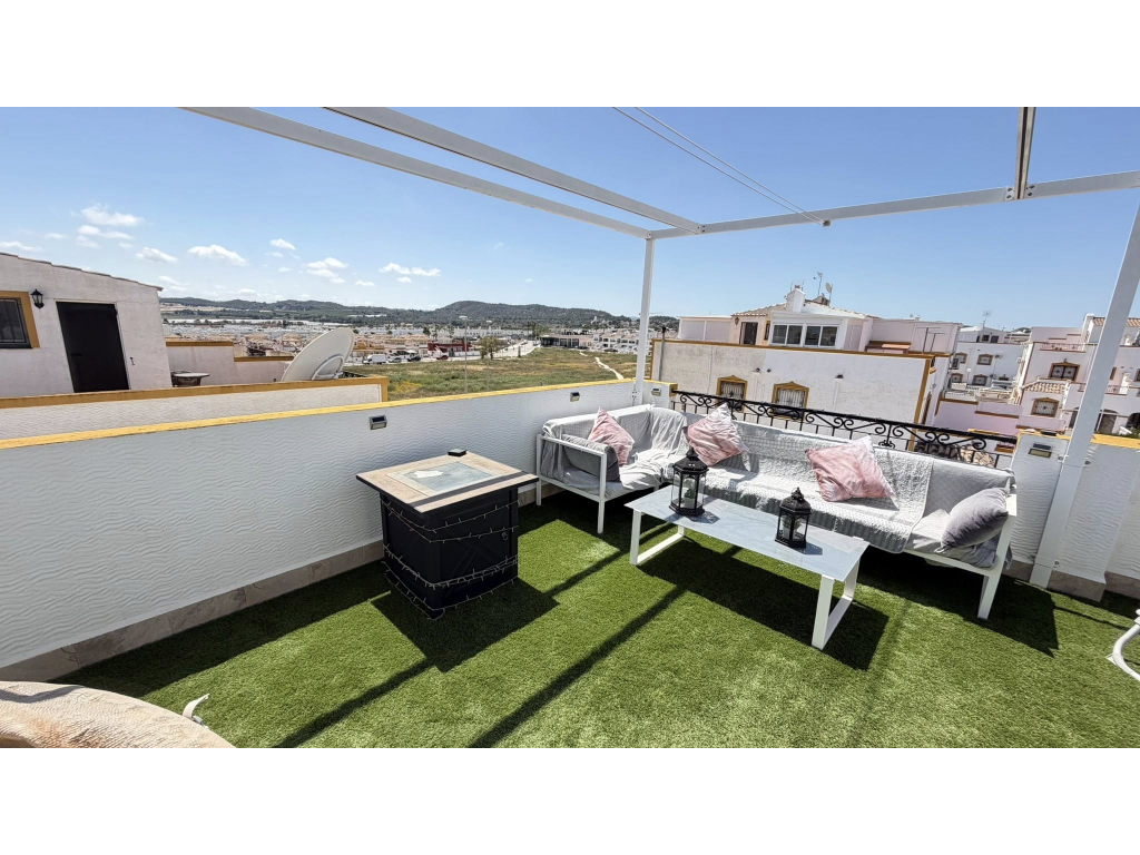 Sold - STUNNING 3 BED 2 BATH QUAD VILLA  ENTRE NARANJOS VISTABELLA -  - Alicante