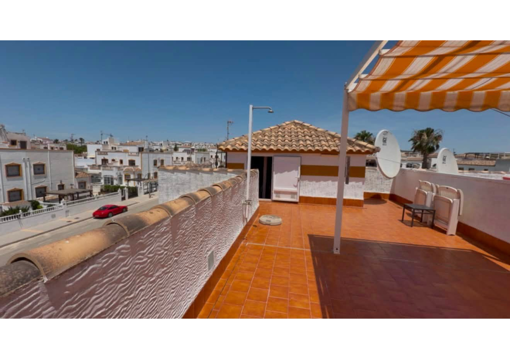 For sale -  ENTRE NARANJOS VISTABELLA BEAUTIFUL TOP FLOOR 2 BED 1 BATH APARTMENT - Vistabella Golf - Alicante