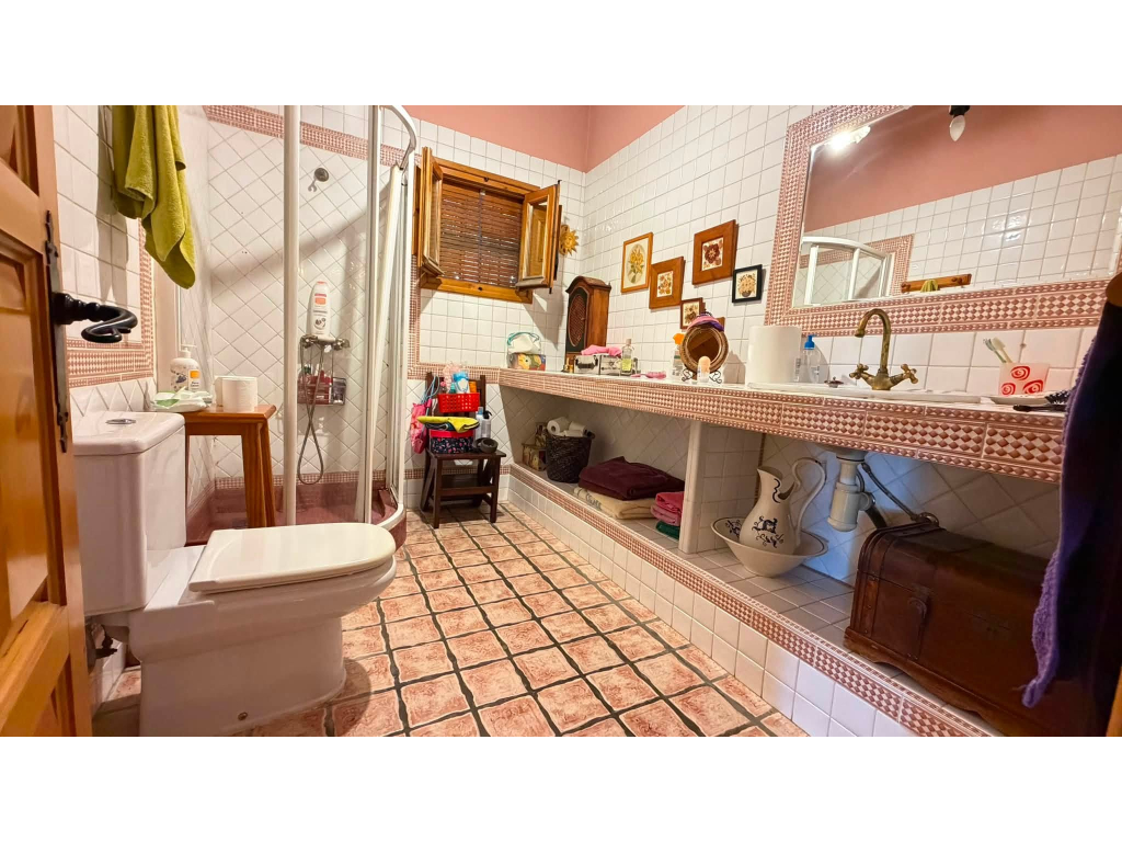 For sale - RUSTIC 2BED 2BATH FINCA LOS QUINCOS -  - 
