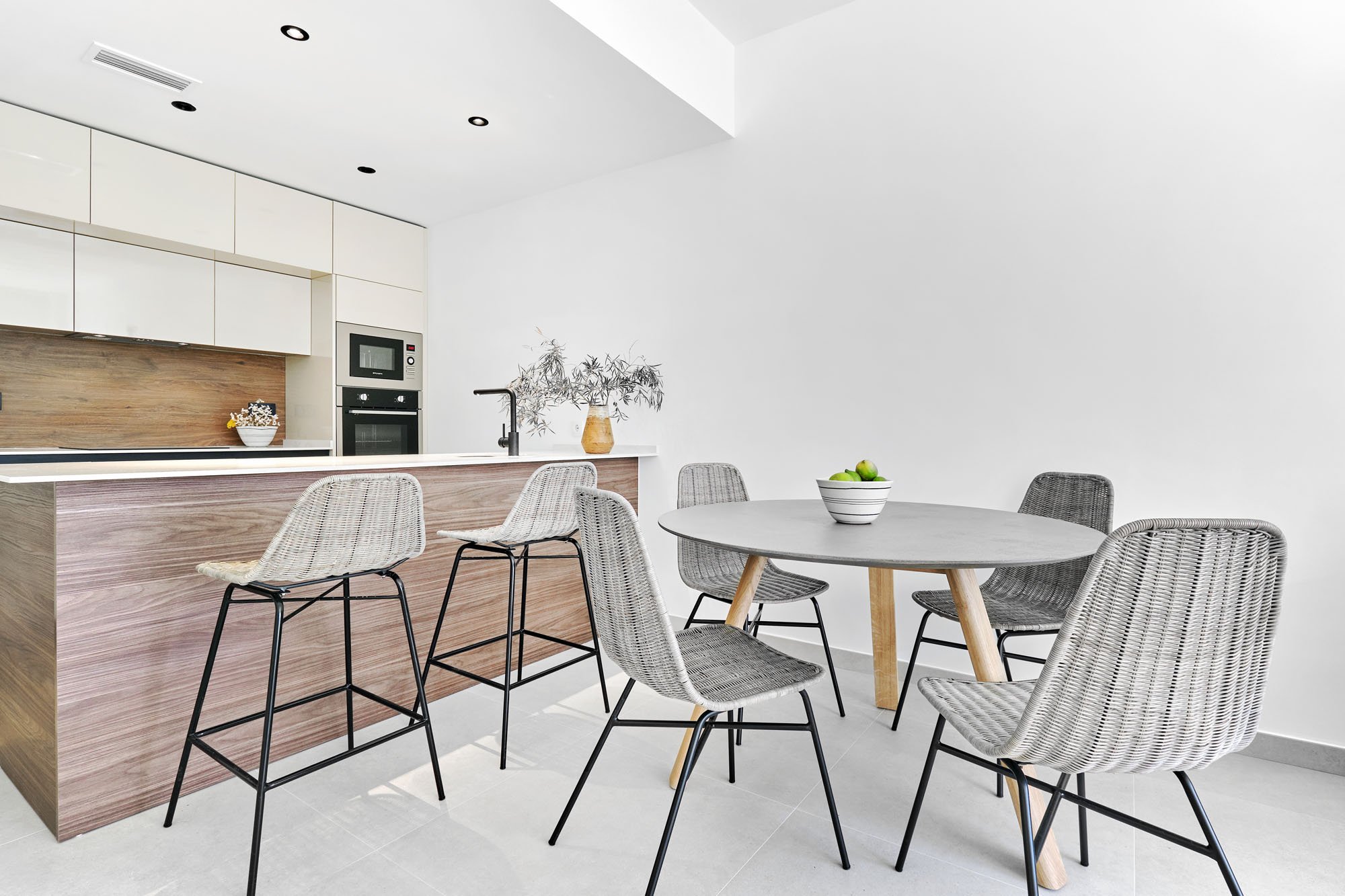 For sale - 2 Bedroom 2 Bathroom  in Torrevieja - Torrevieja - Alicante