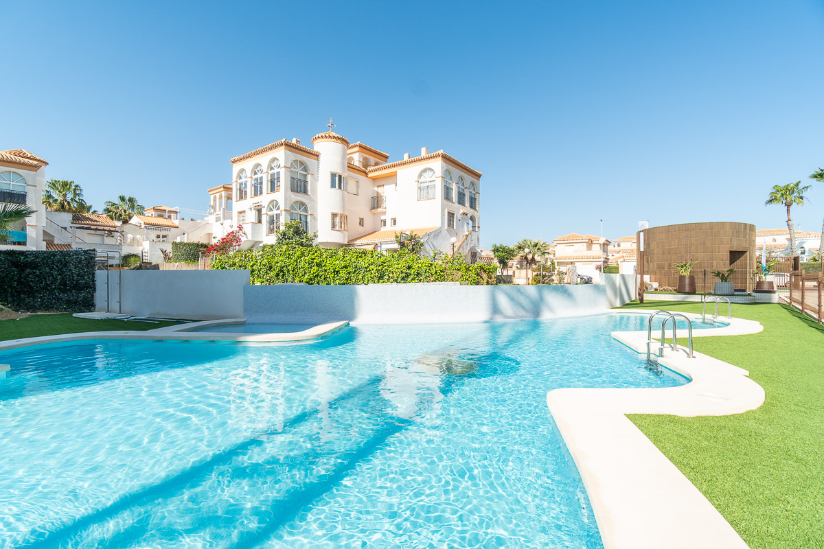 For sale - 2 Bedroom 2 Bathroom ground-floor in Orihuela Costa - Orihuela Costa  - Alicante