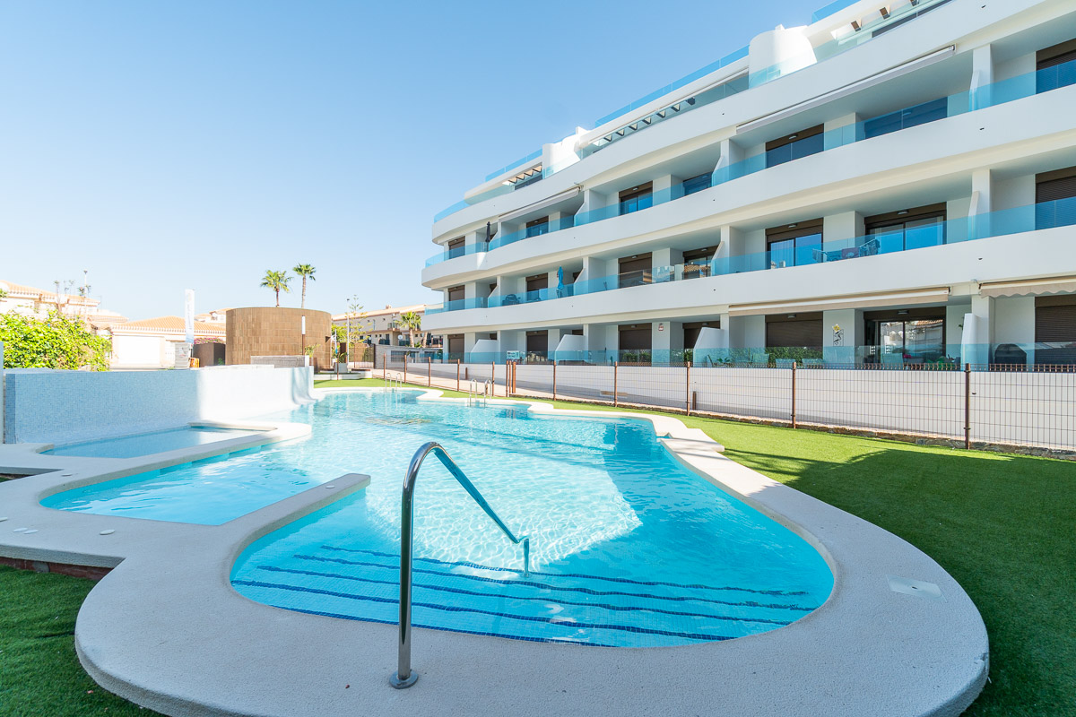 For sale - 2 Bedroom 2 Bathroom ground-floor in Orihuela Costa - Orihuela Costa  - Alicante