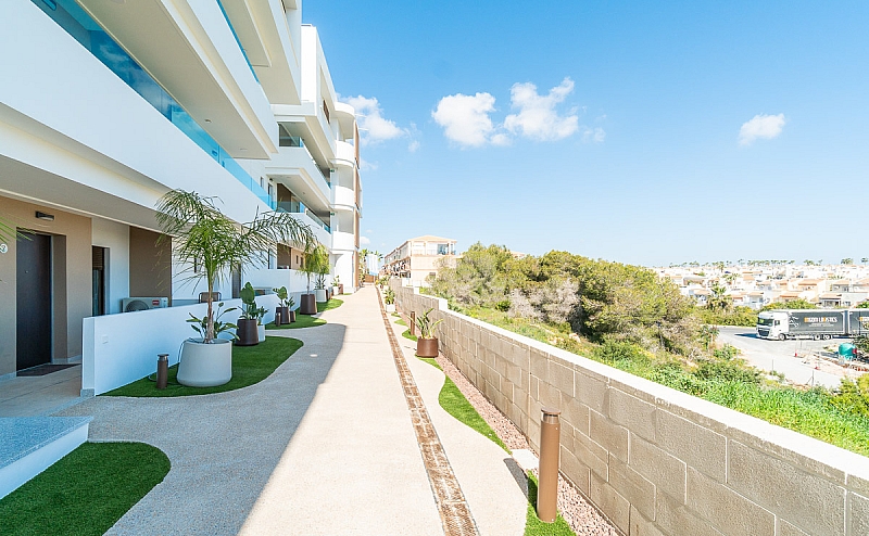 3 Bedroom 2 Bathroom penthouse in Orihuela Costa