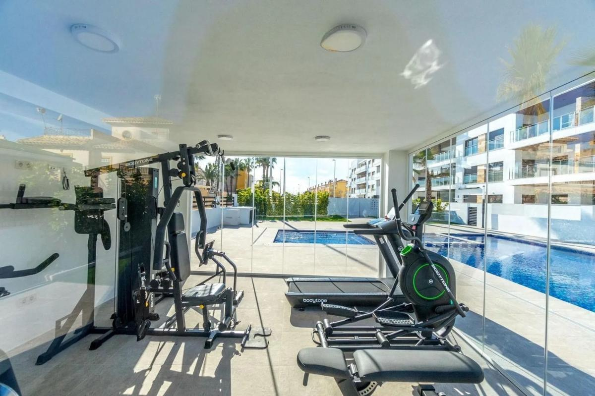 For sale - 2 Bedroom 2 Bathroom ground-floor in Torrevieja - Torrevieja  - Alicante