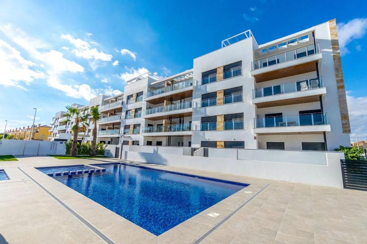 For sale - 2 Bedroom 2 Bathroom ground-floor in Torrevieja - Torrevieja  - Alicante