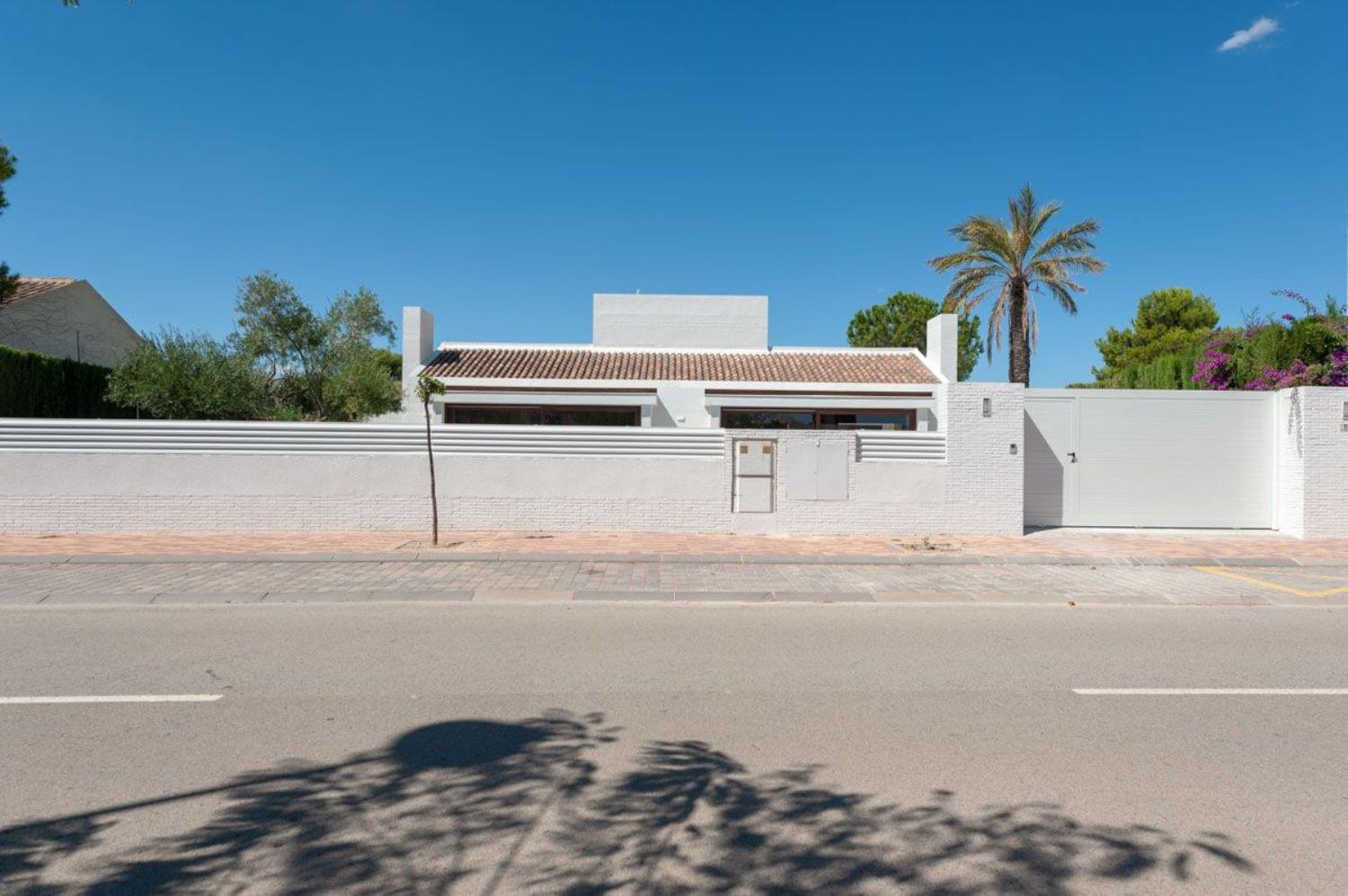 For sale - 3 Bedroom 3 Bathroom detached in Peraleja Golf - Peraleja Golf  - Murcia