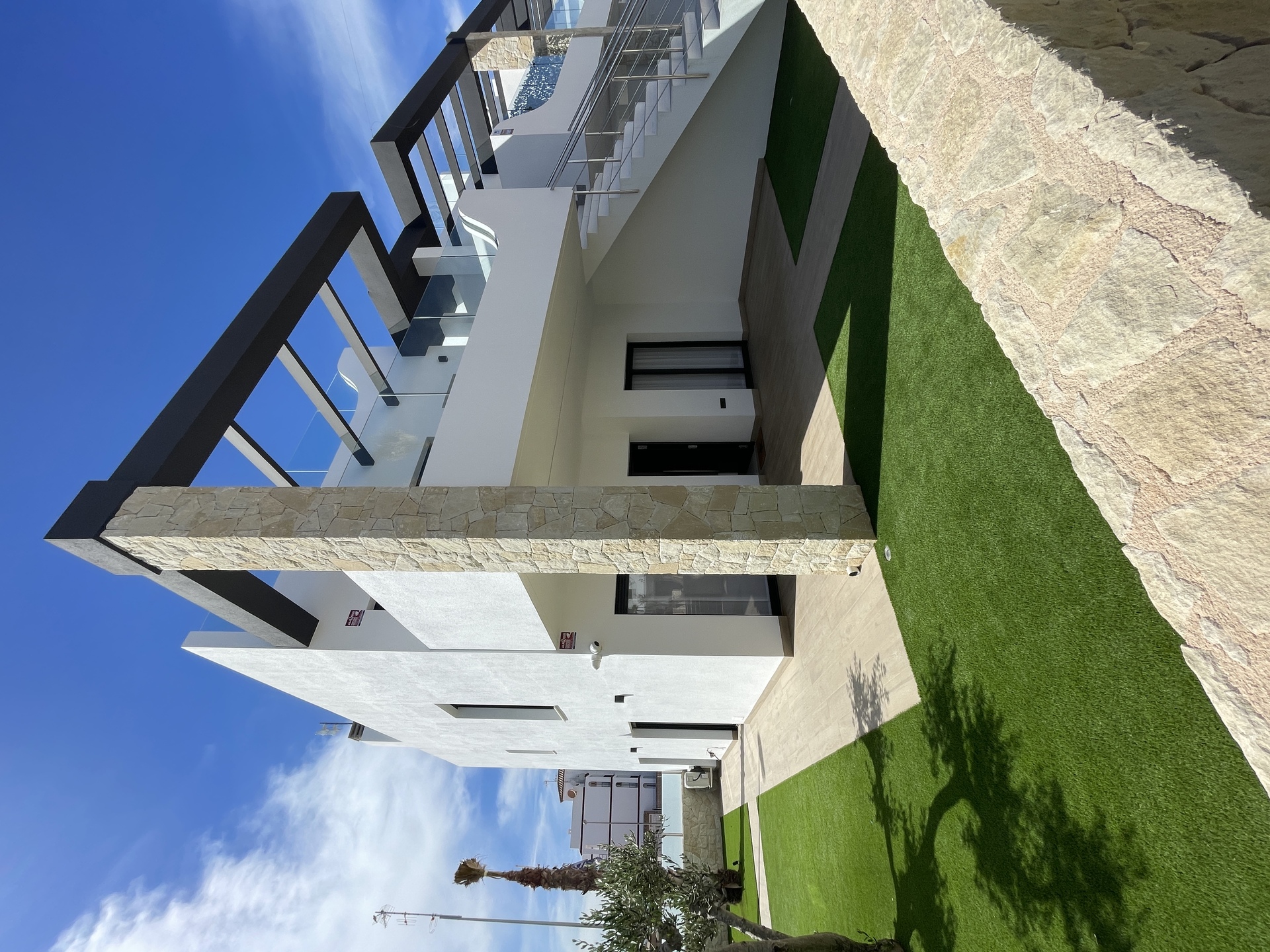 For sale - 3 Bedroom 2 Bathroom terraced in Torrevieja - Torrevieja  - Alicante