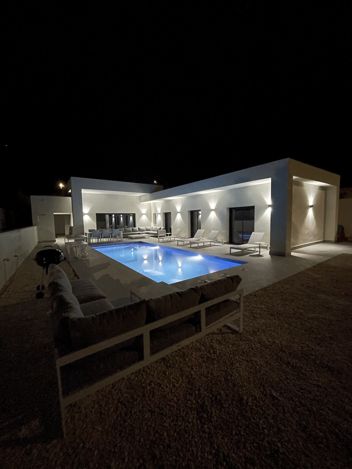 For sale - 3 Bedroom 2 Bathroom detached in la Romana - la Romana  - Alicante