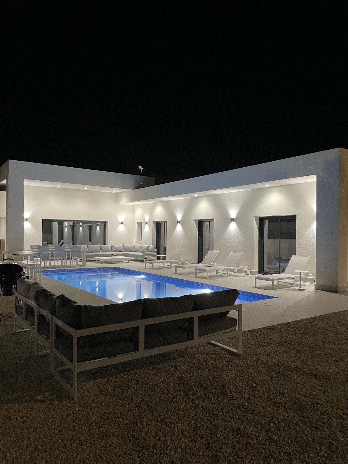 For sale - 3 Bedroom 2 Bathroom detached in la Romana - la Romana  - Alicante