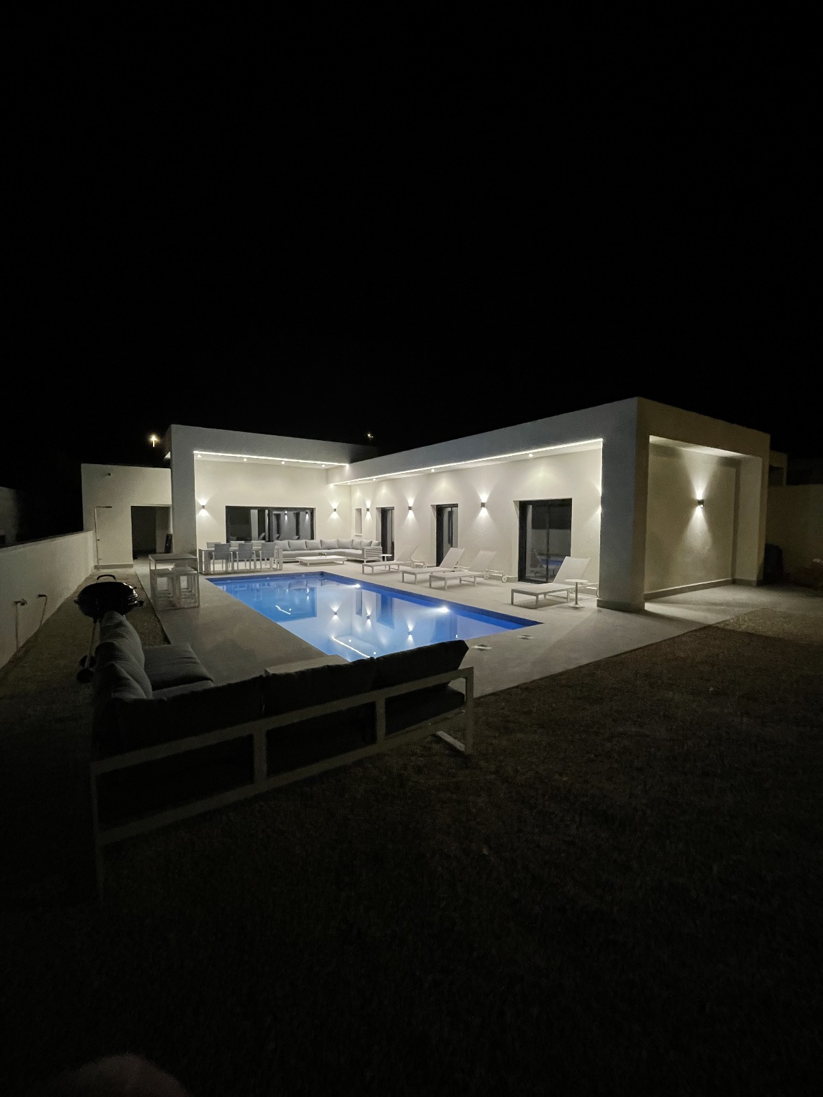 For sale - 3 Bedroom 2 Bathroom detached in la Romana - la Romana  - Alicante