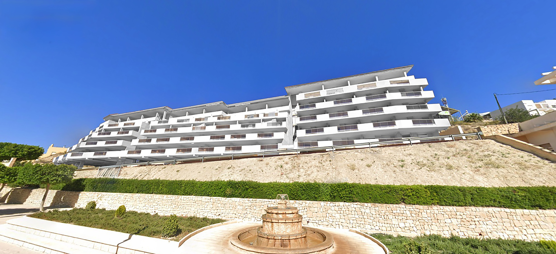 For sale - 3 Bedroom 2 Bathroom penthouse in Relleu - Relleu  - Alicante