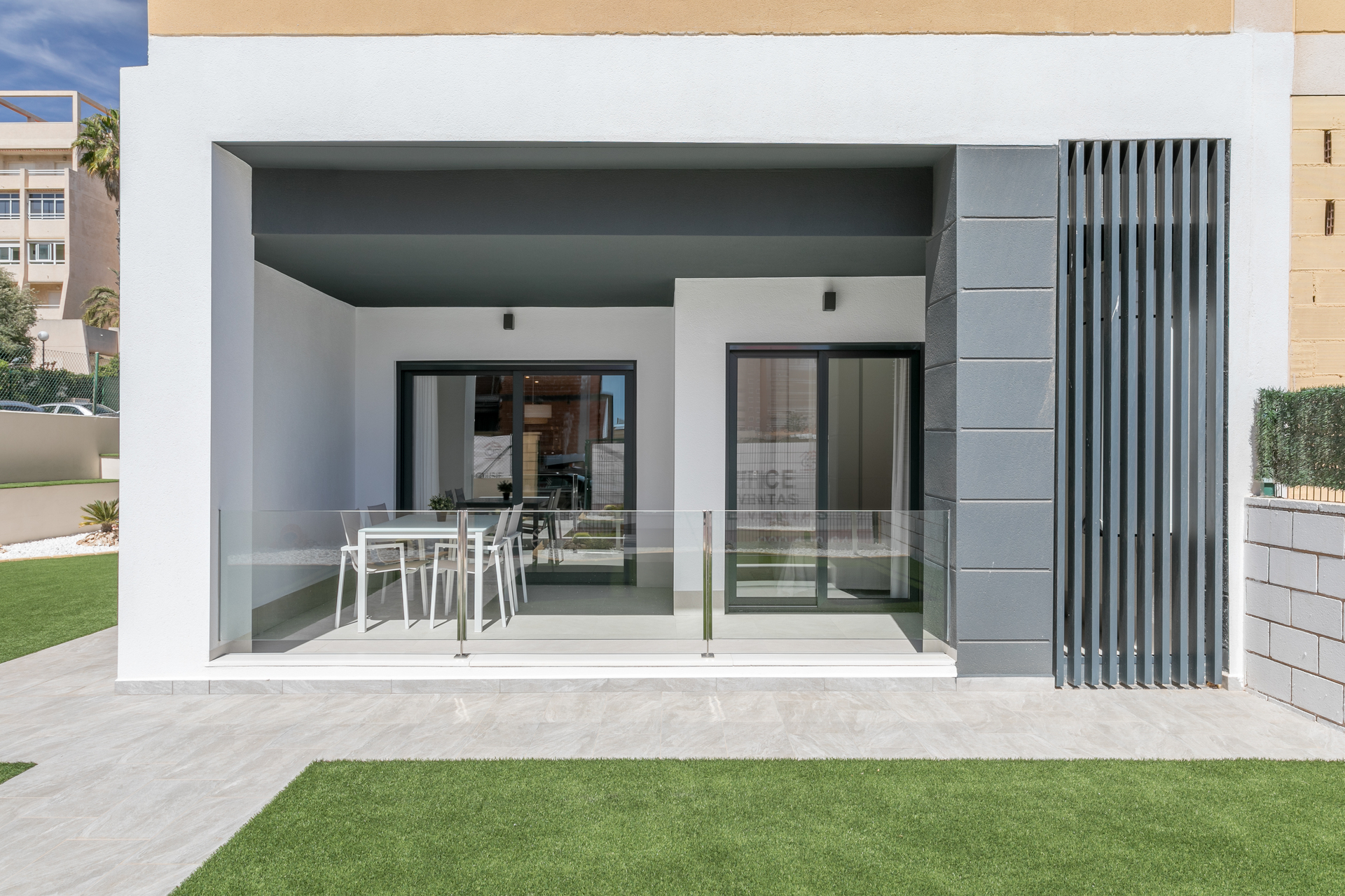 For sale - 3 Bedroom 2 Bathroom penthouse in Torrevieja - Torrevieja  - Alicante