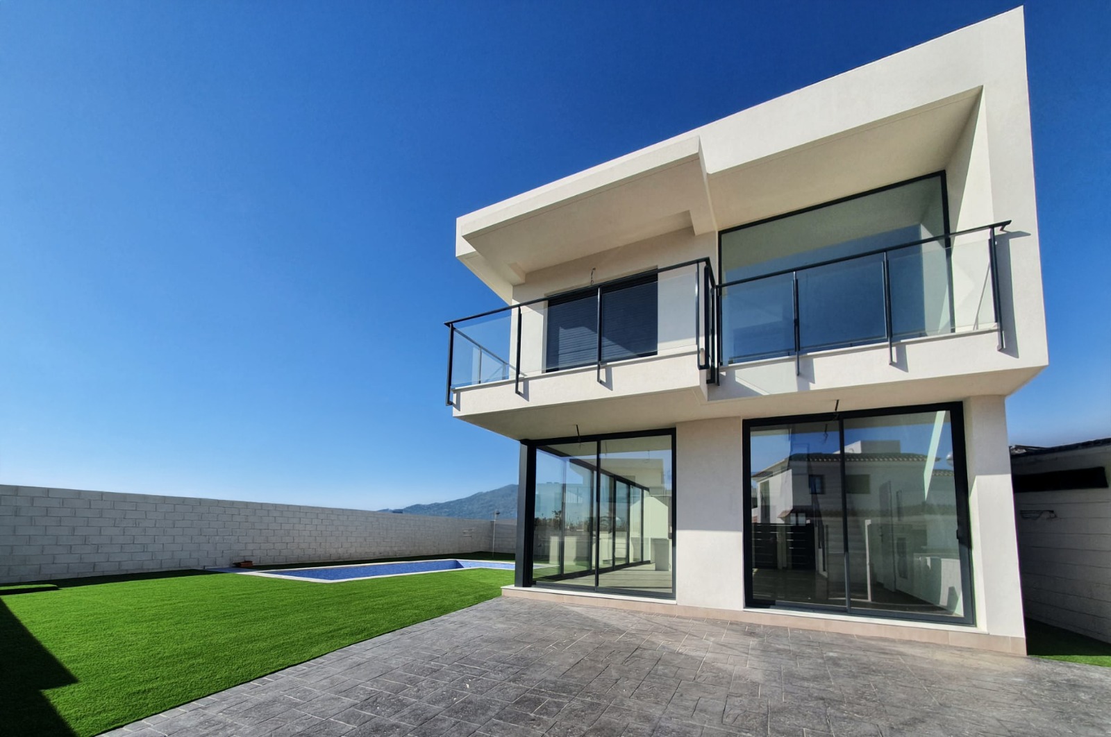 For sale - 4 Bedroom 3 Bathroom detached in Gran Alacant - Gran Alacant  - Alicante