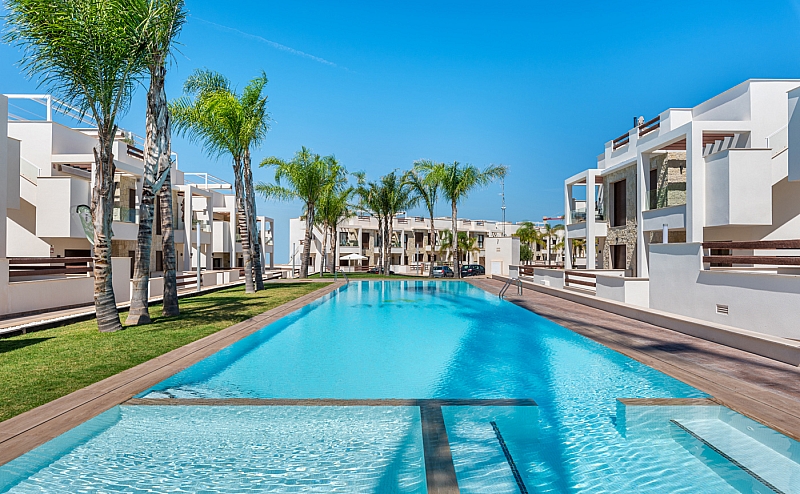 3 Bedroom 2 Bathroom high-bungalow in Torrevieja