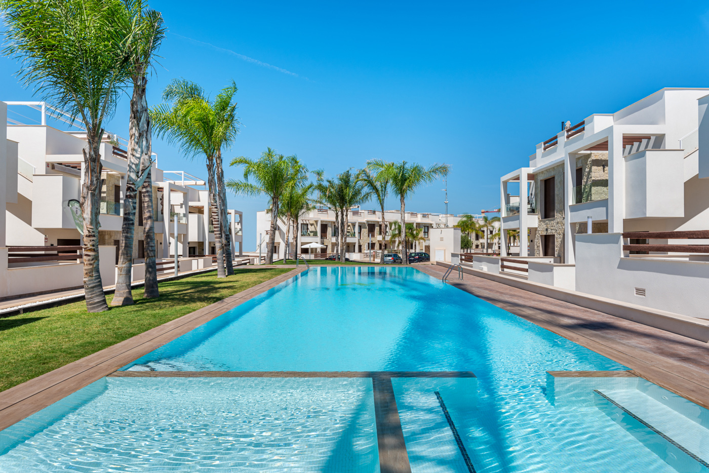 For sale - 2 Bedroom 2 Bathroom high-bungalow in Torrevieja - Torrevieja  - Alicante