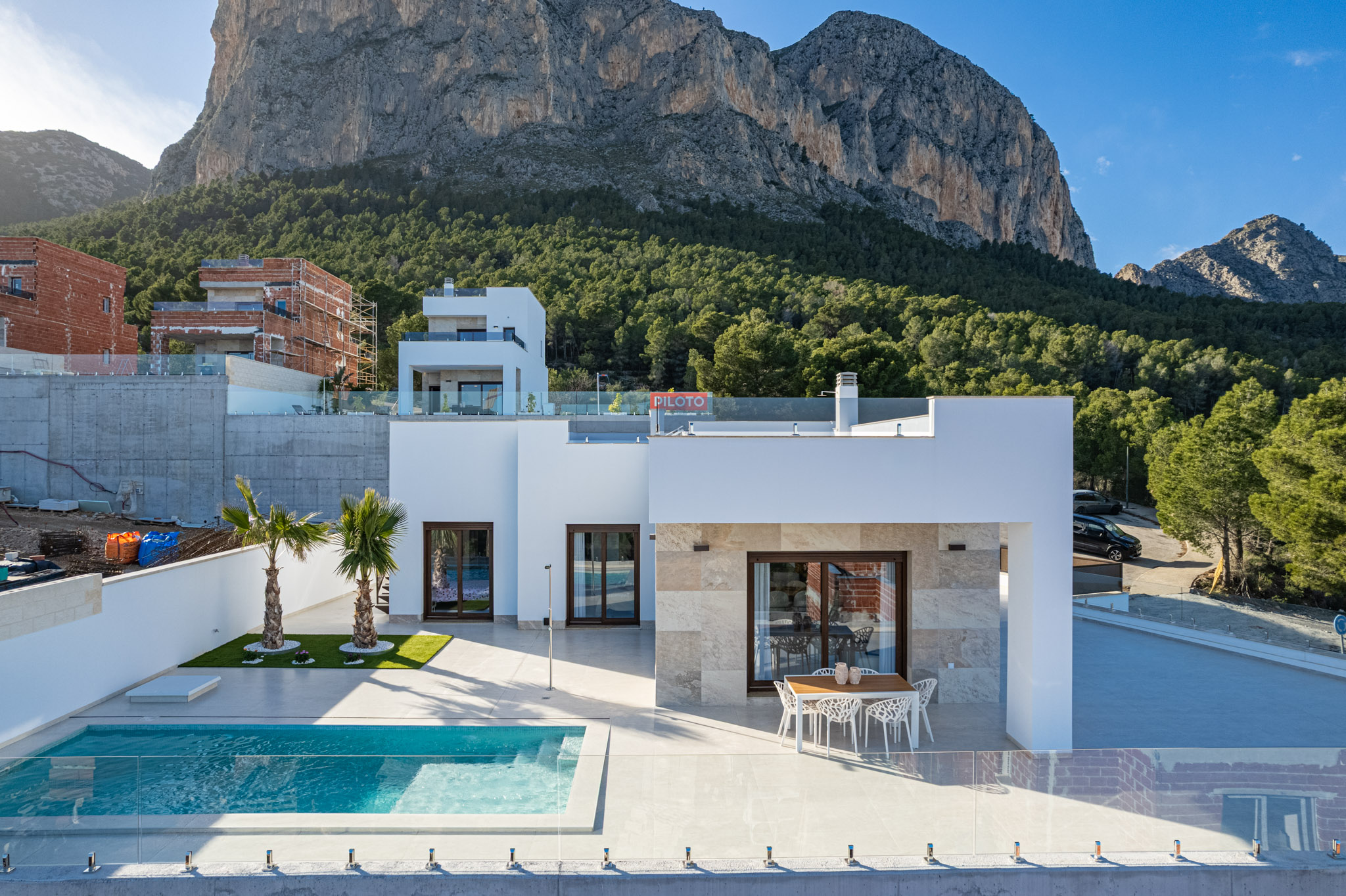 For sale - 3 Bedroom 3 Bathroom detached in Polop - Polop  - Alicante