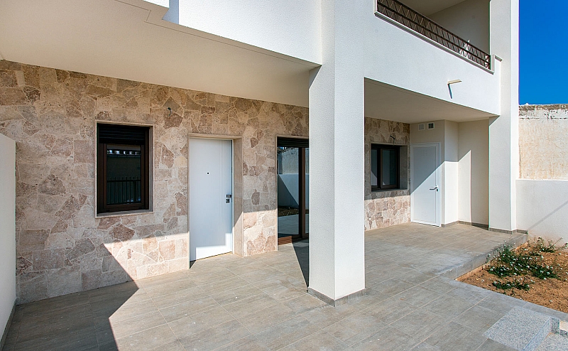 3 Bedroom 2 Bathroom high-bungalow in La Canalosa