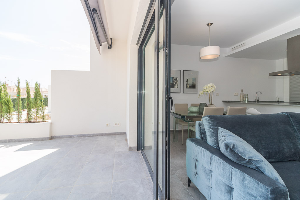 For sale - 3 Bedroom 2 Bathroom high-bungalow in Torrevieja - Torrevieja  - Alicante