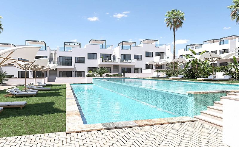 2 Bedroom 2 Bathroom high-bungalow in Torrevieja