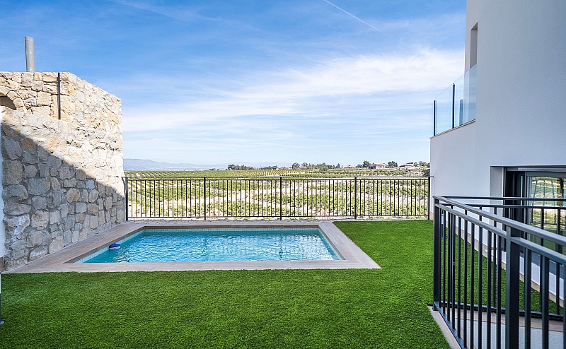 3 Bedroom 2 Bathroom semi-detached in La Finca Golf