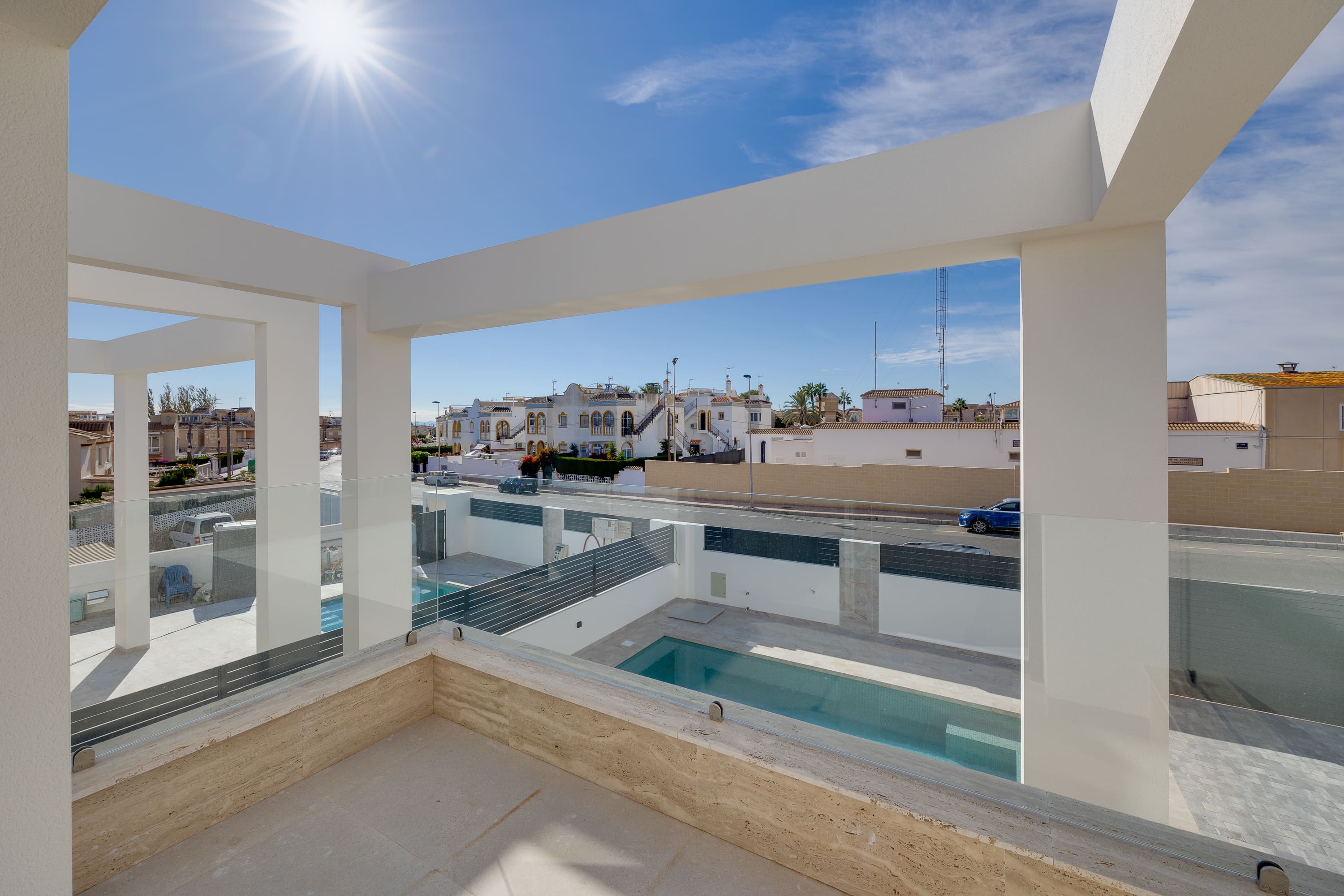 For sale - 4 Bedroom 2 Bathroom detached in Torrevieja - Torrevieja  - Alicante
