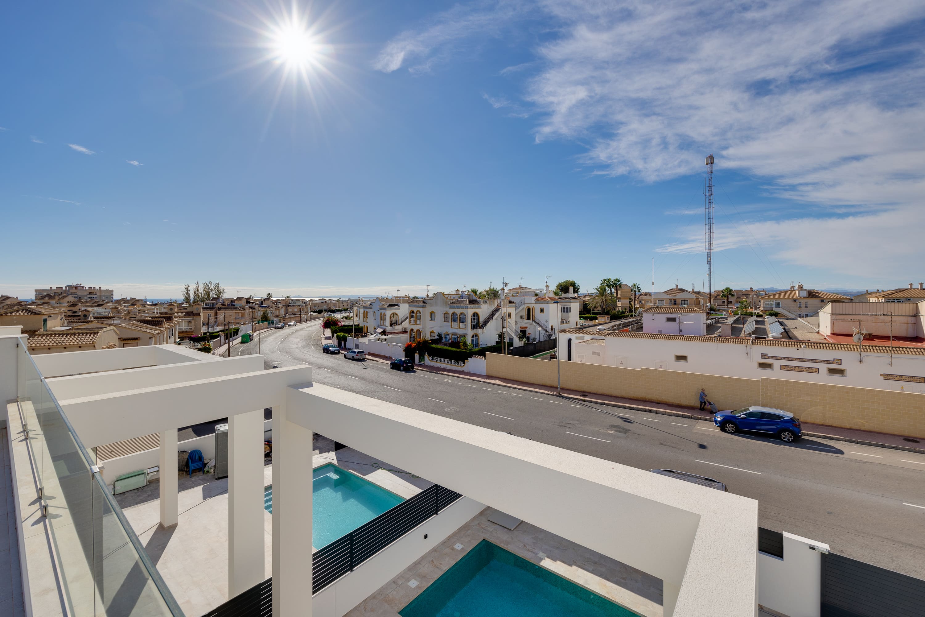 For sale - 4 Bedroom 2 Bathroom detached in Torrevieja - Torrevieja  - Alicante