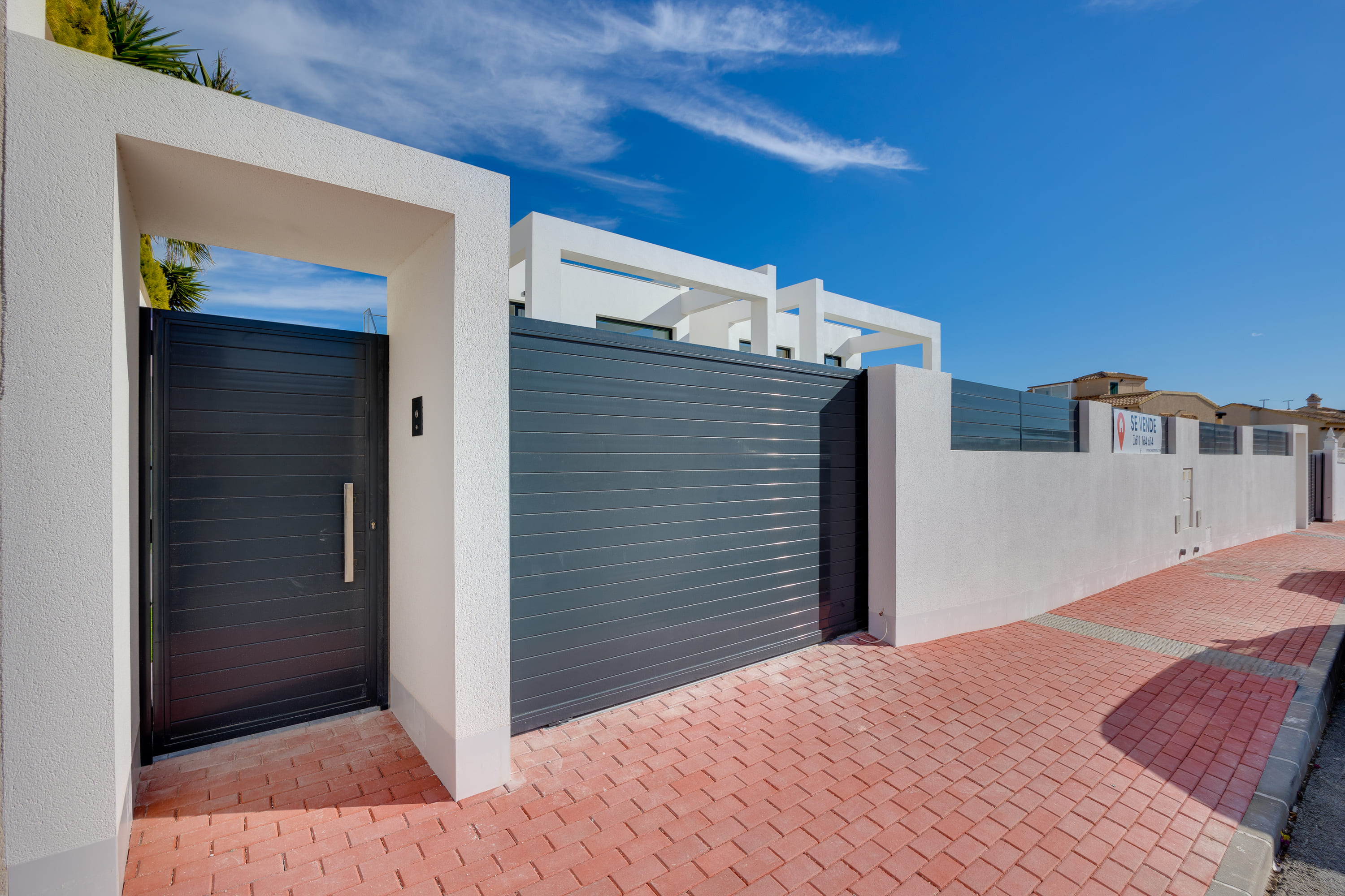 For sale - 4 Bedroom 2 Bathroom detached in Torrevieja - Torrevieja  - Alicante