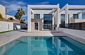 4 Bedroom 2 Bathroom detached in Torrevieja