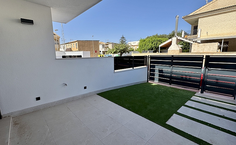 2 Bedroom 2 Bathroom low-bungalow in San Pedro del Pinatar