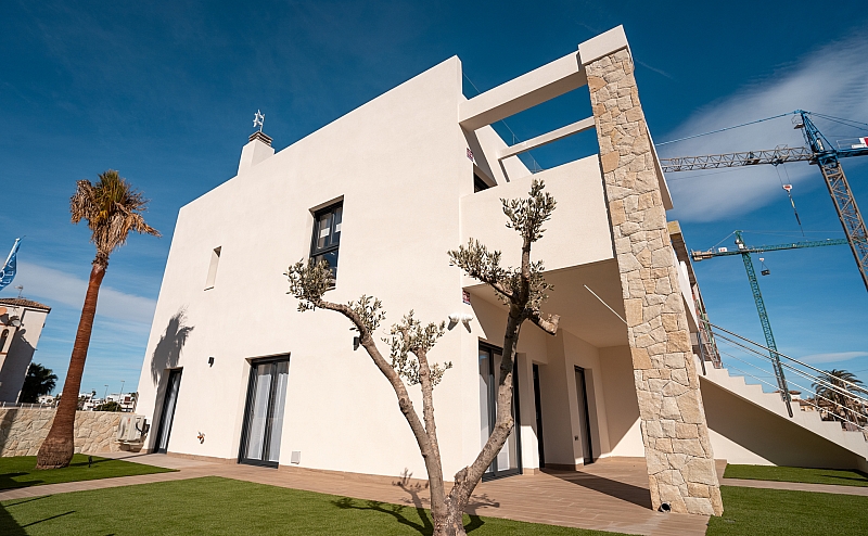 3 Bedroom 2 Bathroom low-bungalow in Pilar de la Horadada