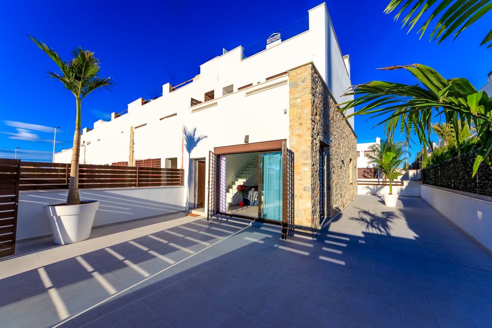 For sale - 3 Bedroom 3 Bathroom terraced in Pilar de la Horadada - Pilar de la Horadada  - Alicante