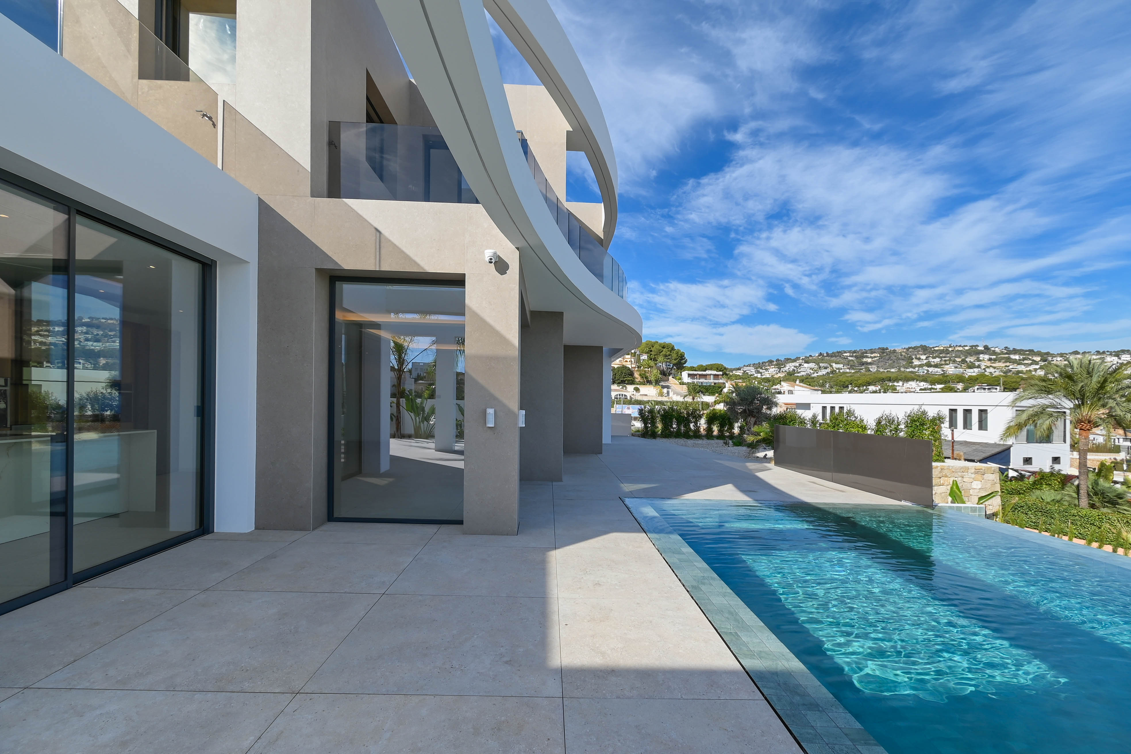 For sale - 4 Bedroom 4 Bathroom villa in Benissa - Benissa  - Alicante