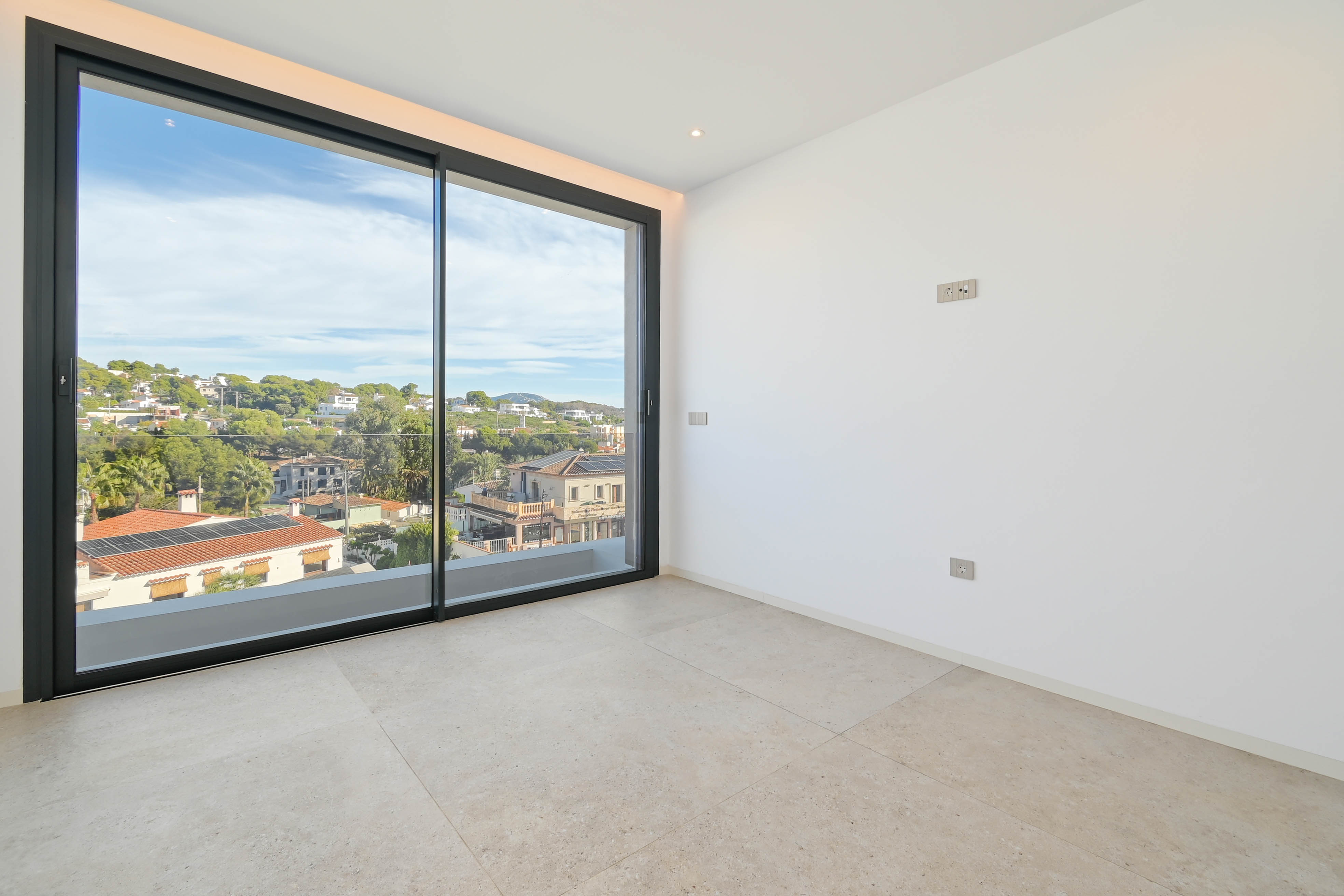 For sale - 4 Bedroom 4 Bathroom villa in Benissa - Benissa  - Alicante