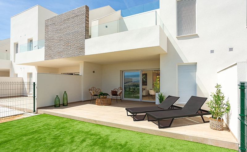 2 Bedroom 2 Bathroom high-bungalow in La Finca Golf